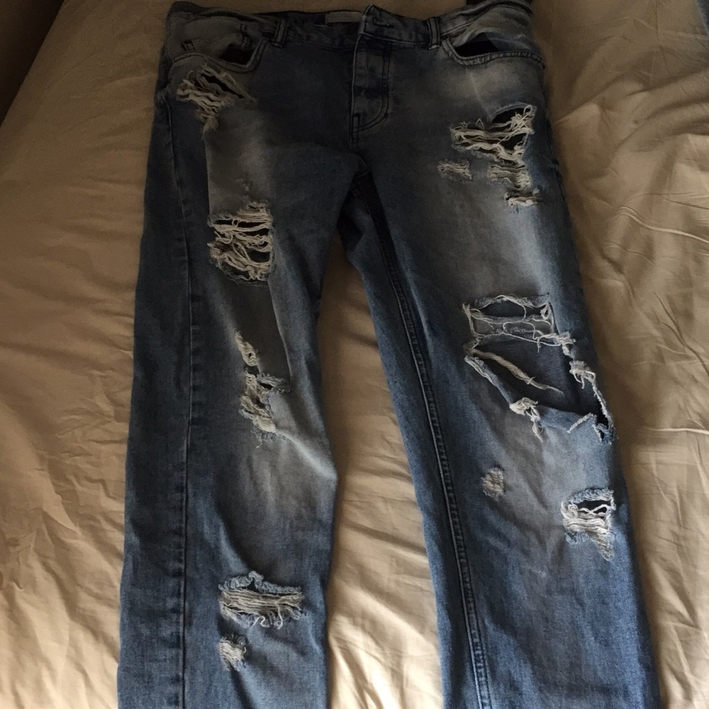 Zara W32 distressed ripped jeans!